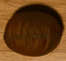 Lederball von der Seite