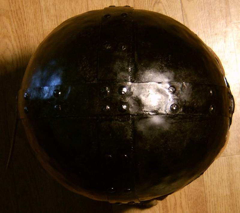 brillenhelm_von_oben_b.jpg brillenhelm_von_oben_b.jpg