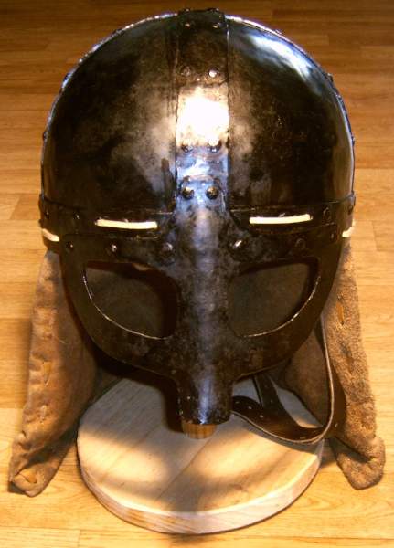 brillenhelm_von_vorne_b.jpg brillenhelm_von_vorne_b.jpg