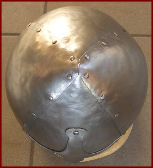Nasalhelm von oben