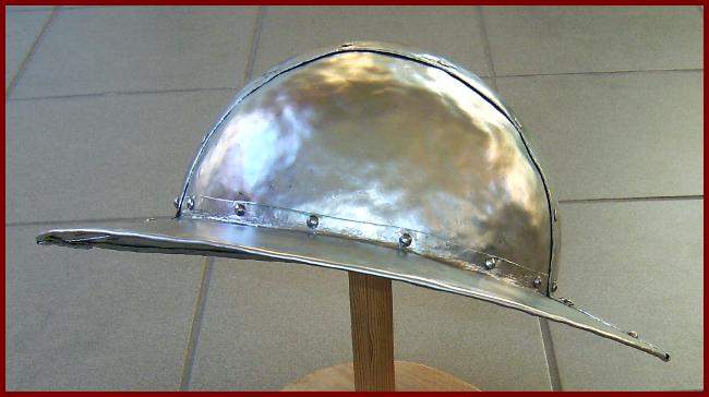 helm_kurs_06_1_seite.jpg helm_kurs_06_1_seite.jpg