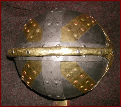 Brillenhelm von oben