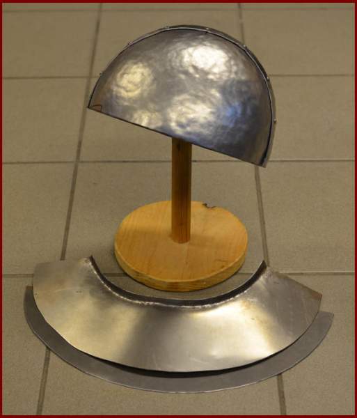 helm_kurs_14_3_seite.jpg helm_kurs_14_3_seite.jpg