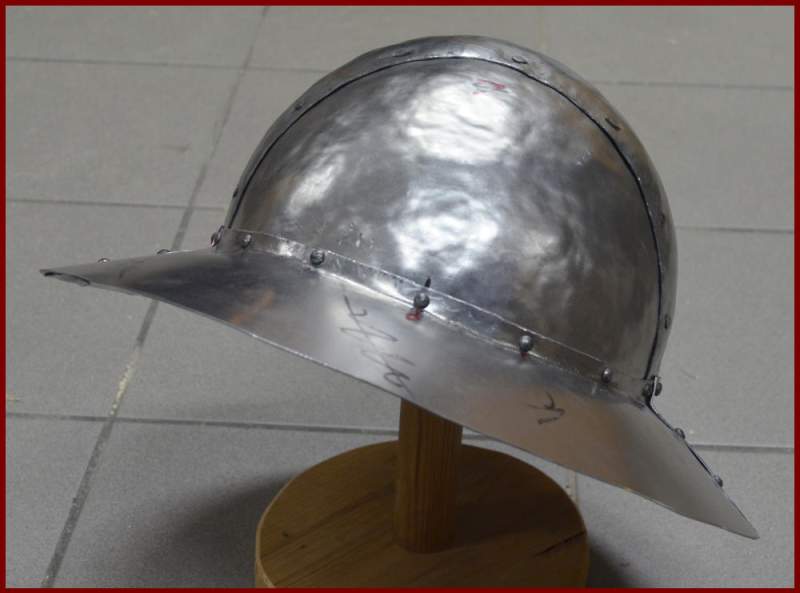 helm_kurs_20_2_seite.jpg helm_kurs_20_2_seite.jpg