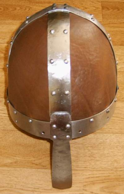 Lederhelm von vorne