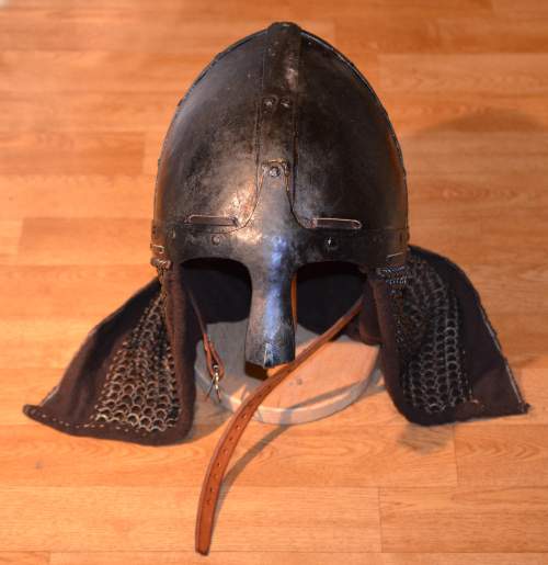 Normannenhelm von Vorne