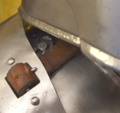 Schulter rechts Detail aufhängung