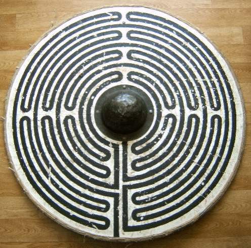 rundschild3_vorne_f.jpg rundschild3_vorne_f.jpg