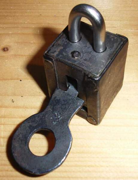 schloss7_f.jpg schloss7_f.jpg