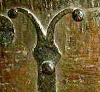 Detail Originalbeschläge Truhe die Lilie